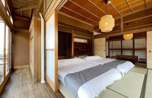 Kure House | bLOCAL Hayase House - Vacation Villa facing ocean view with BBQ Grill Free Parking Space