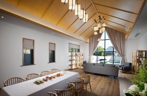 Zhoushan House | Bloom Over The Sea by JinSpecial