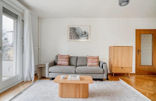 Wipkingen Apartment | Blossom Suite