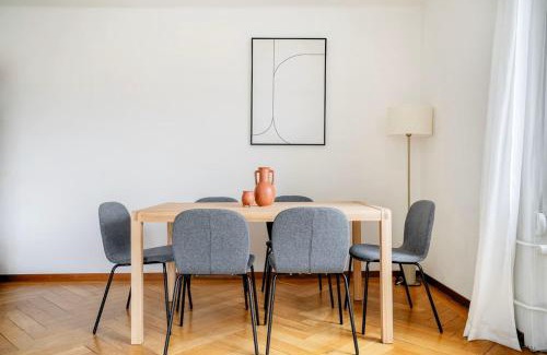Wipkingen Apartment | Blossom Suite
