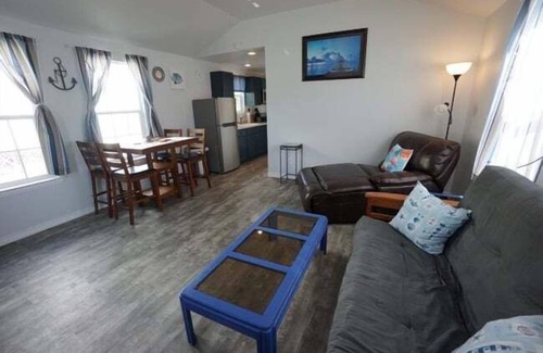 Port O Connor Cottage | BLUE BAY COTTAGE in Port O'Connor