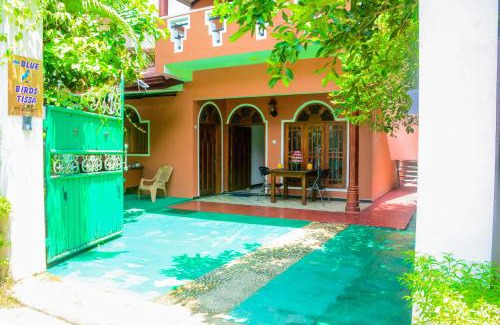 Debarawewa House | Blue Birds Tissa & Yala safari