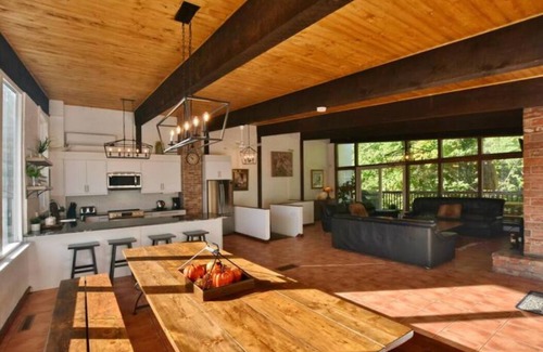 The Blue Mountains Cottage | ★ Blue Chalet ★HOT TUB+SAUNA!