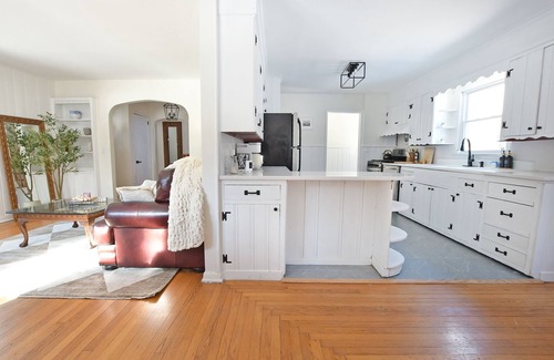 East Setauket House | Blue Cottage East Setauket