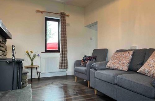 Knightstown House | Blue Cottage