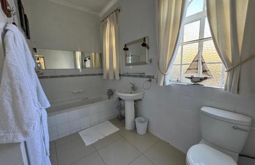 Springbok Bed & Breakfast | Blue Diamond Lodge & Spa