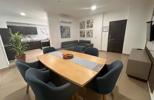 San Francisco Apartment | Blue Dream in San Francisco