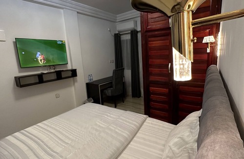 Buea Hotel | BLUE EMPIRE HOTEL