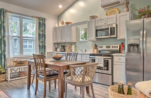 Brodheadsville Cottage | ‘Blue Heron’ Brodheadsville Cottage: Hike & Ski!