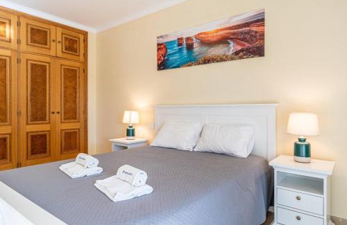 Areias de Sao Joao Apartment | Blue Horizon Apartment by HelloVacations