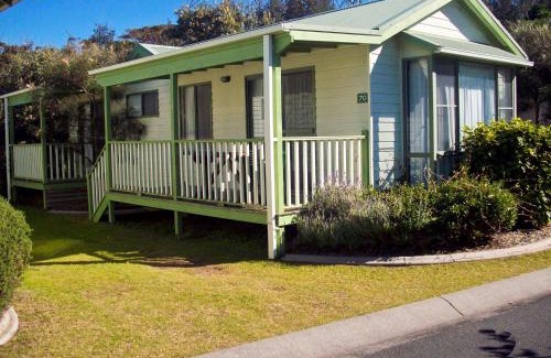 Bateau Bay Resort | Blue Lagoon Beach Resort