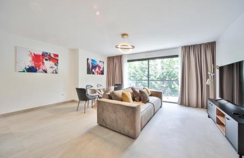La Varenne Saint-Hilaire Apartment | Blue Nights Appartements 71