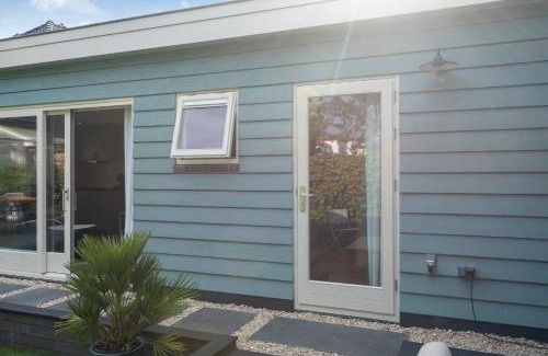 Zandvoort Apartment | Blue Oasis Cottage - Free Parking