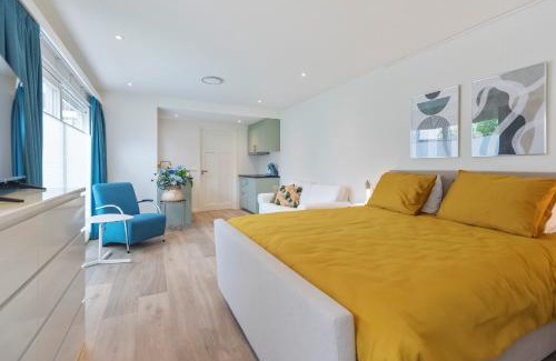 Zandvoort Apartment | Blue Oasis Cottage - Free Parking