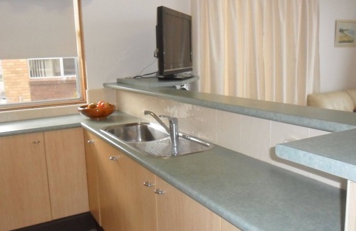 The Entrance Apartment | Blue Pacific Apartment 2.
