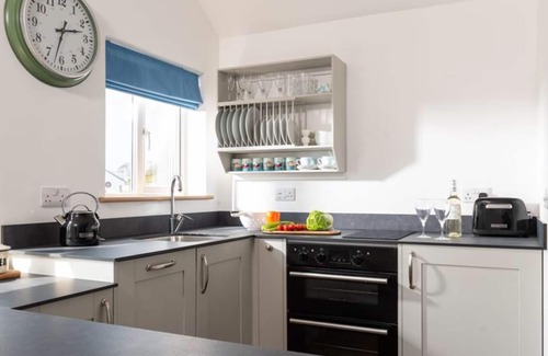 Mevagissey House | Blue Pebble - Chic and comfortable retreat, near coastal path and local beaches