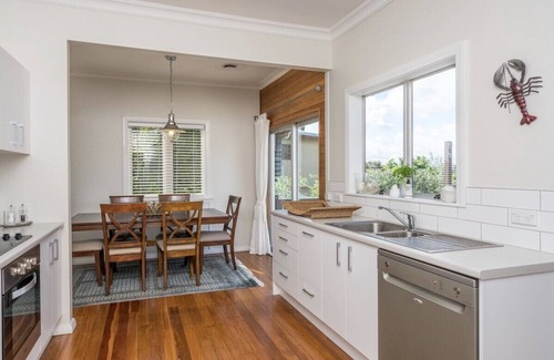Opua Cottage | Blue Peter - Opua Holiday Home