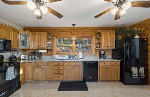 Millville Cabin | Blue Ridge Getaway - Sunset Views, A.T. Access