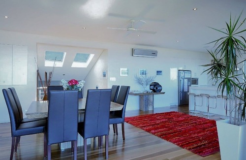 Gerroa House | BLUE SALT-Great water views. Wood Fire. Lower rates & 3 for 2 nights in winter.