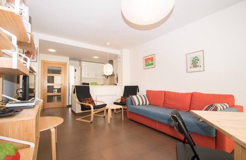 Canet de Mar Apartment | Blue Sea Apartment with Sun Terrace & Wi-Fi
