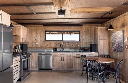 Joshua Tree House | Blue Shadows - Hot tub/piano/firepit