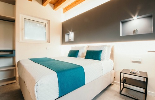 Solcio Bed & Breakfast | Blue Suite in Gio&Leo GuestHouse - Lakeside L&B