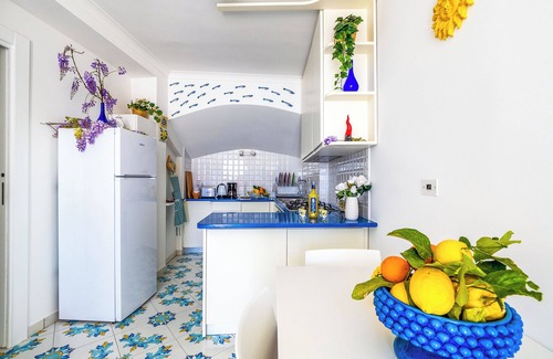 Chiesa Nuova Apartment | Blue Waves