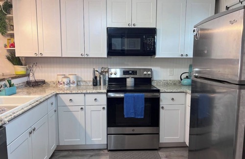 Abilene House | Blue Willow Country Cottage!