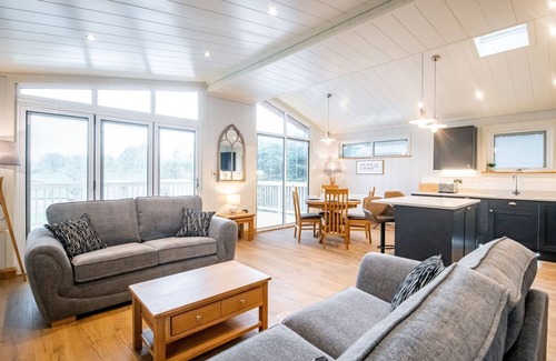 Gargrave Cottage | BLUEBELL LODGE, family friendly, luxury holiday cottage in Gargrave
