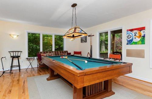 Chestnut Springs House | Bluebird Mountain Home