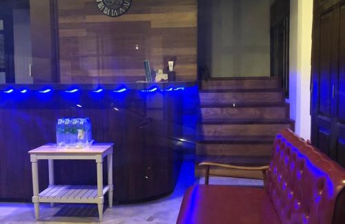 Dusit House | Bluefin Guesthouse