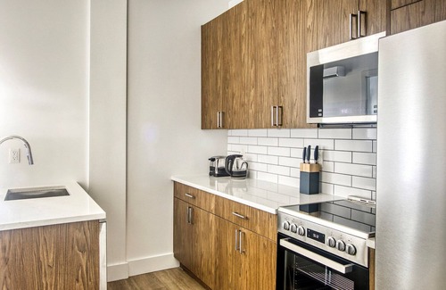 Boerum Hill Apartment | Blueground | Boerum Hill, rooftop, nr Brooklyn Bridge
