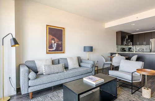 East Cambridge Apartment | Blueground | East Cambridge, balcony, nr Charles River