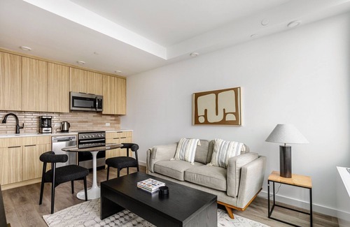 Gowanus Apartment | Blueground | Gowanus, washer, nr Prospect Park