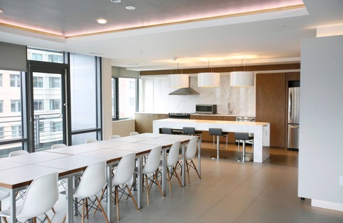 Navy Yard Apartment | Blueground | Navy Yard, gym, near metro & food