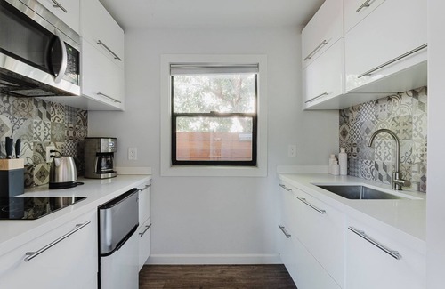 Menlo Park Apartment | Blueground | Palo Alto studio apartment