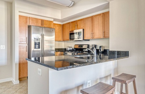 Aurora Highlands Apartment | Blueground | Pentagon City, pool, nr Arlington Cemetery