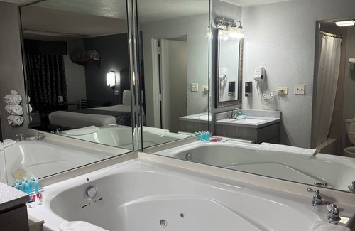 Chicago Ridge Hotel | Bluestar Motel
