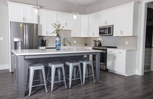 Central Business District House | Bluff Walk Retreat - Downtown Lynchburg