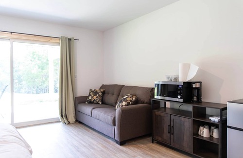 Decorah Villa | Bluffside Gardens Redbud Series Unit 5A