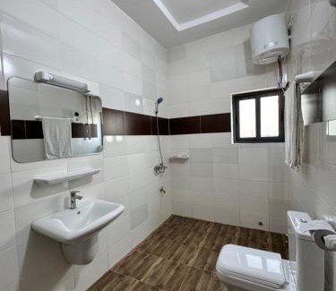 Abomey-Calavi Apartment | BLUHEN À PARTs