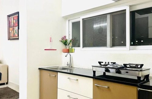 Madhapur Apartment | BluO 1BHK Hitech City - Gym, Balcony, Garden Lift