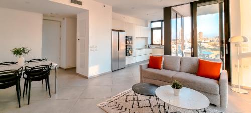 Kerem HaTeimanim Apartment | BnBIsrael apartments - HaYarkon