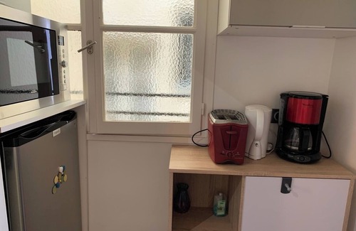 Marais Apartment | BnBNook - Charming Studio Near Notre Dame