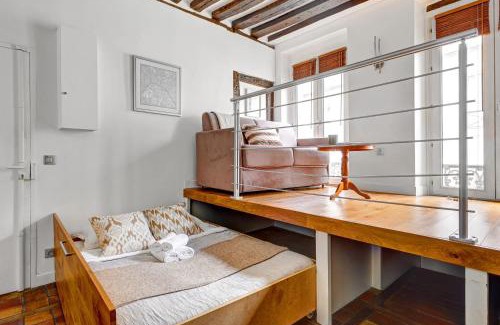 Marais Apartment | BnBNova - Charming Studio Near Notre-Dame & Marais