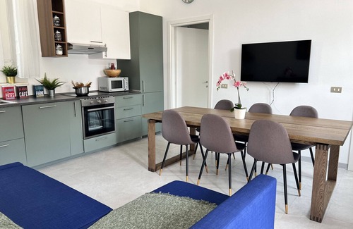 Gallarate Apartment | Bnbook Cascina Crennese 2 Trilocale con 2 bagni