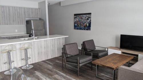 Kitchener House | Boardwalk Homes - Executive Townhomes
