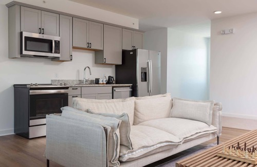 Livingston Apartment | Boardwalk Hotel by Kasa | 2 Bedroom Suite