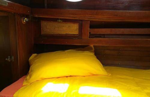 Marina di Pisa Boat Rental | Boat ∙ 2 bedrooms ∙ 2 guests