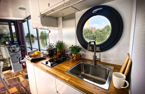Schwerin Boat Rental | Boat 'Cosy Hannah Führerscheinfrei' with Private Terrace